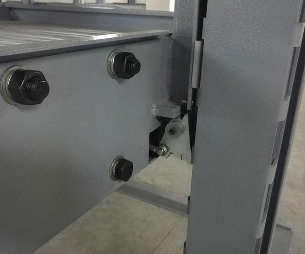 地下室簡(jiǎn)易升降機(jī)械式立體停車設(shè)備短租