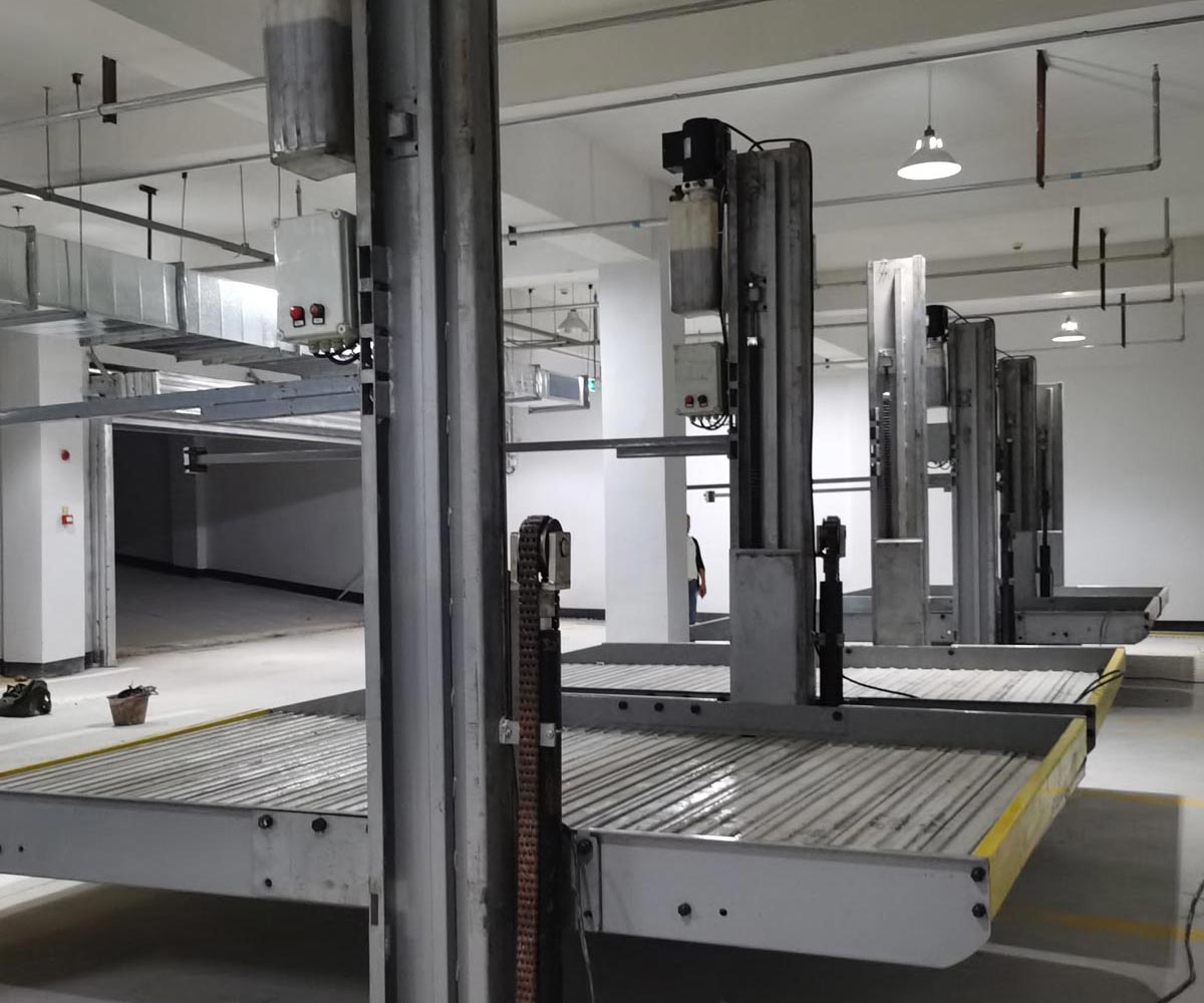 兩層升降式機(jī)械停車安裝